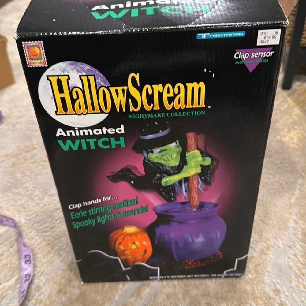 RARE 90s trendmasters clap sensory animatronic witch Lights, sounds and stirs!!!